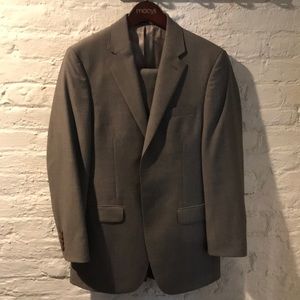 Lauren Ralph Lauren 36R light grey suit